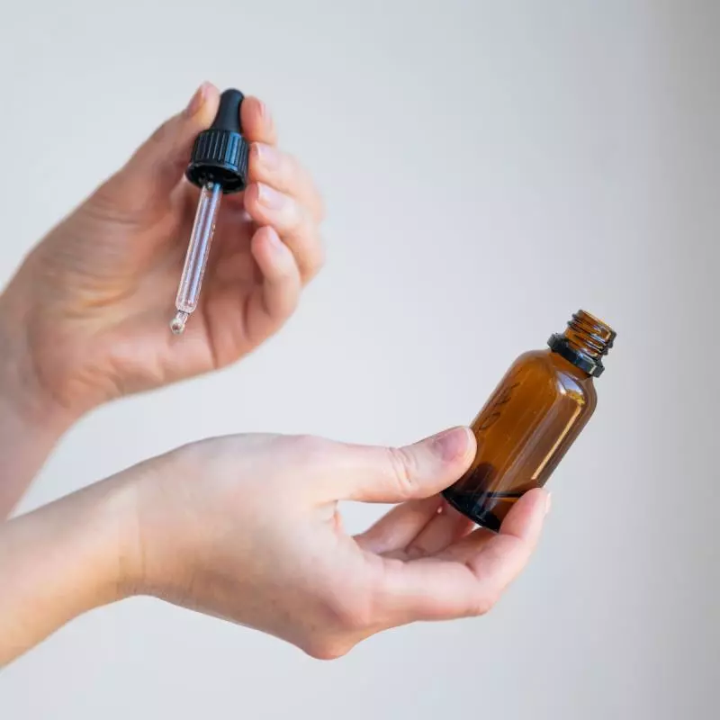 5. Essential Oil untuk Perawatan Kulit